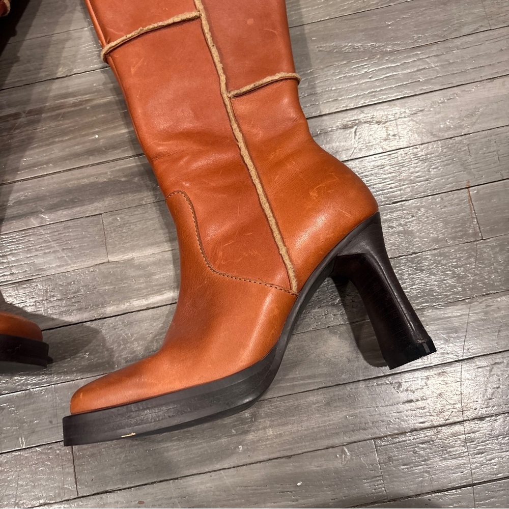 Elegant Brown Heeled Boots for Women - Picture 2 of 6